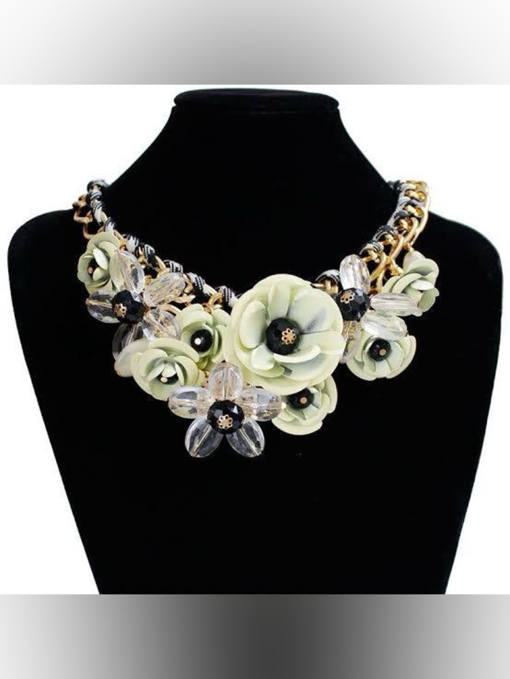 Aratta Ivory Flower Bunch Statement Necklace. New with tags. Asking: $79.